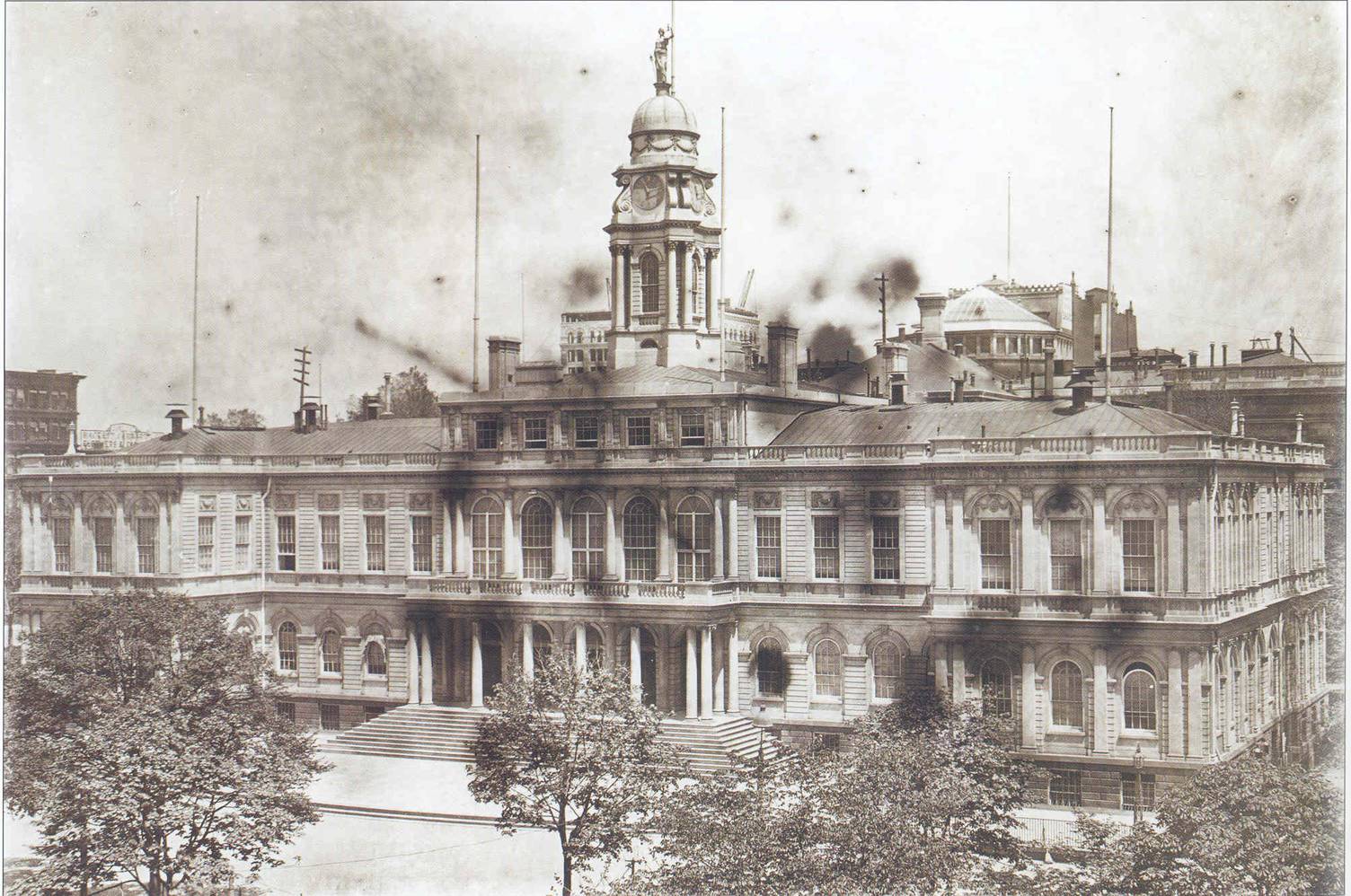 Ghosts-of-New-York-Blog-21a-New-York-CIty-Hall-from-the-South-in-1892